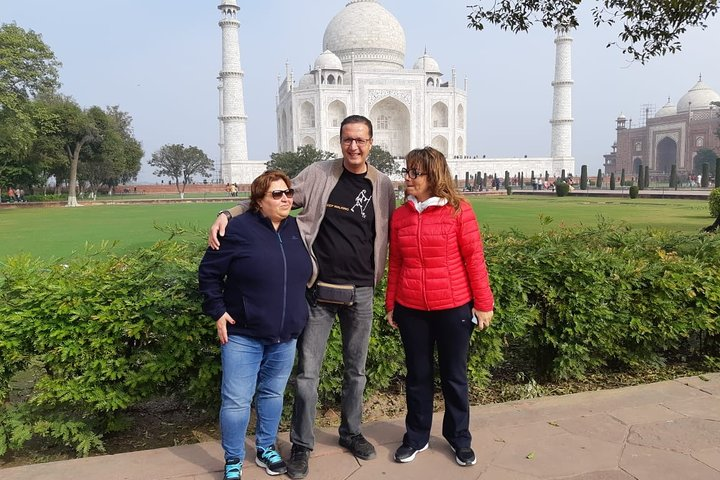 01 Day Agra Tour With Taj Mahal and Agra Fort with Lunch - Photo 1 of 10