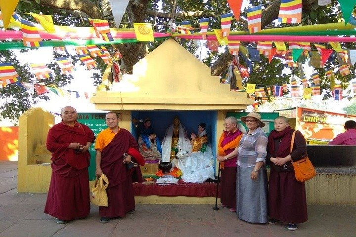 14-Day Buddhist Tour in India with Accommodation - Photo 1 of 6