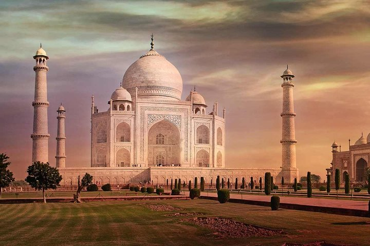 2 Days Agra Taj Mahal Overnight Tour from Delhi