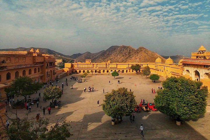 Private Jaipur Overnight Tour from Delhi