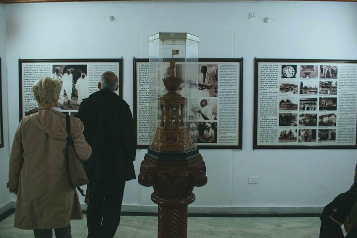 6-hours Delhi's temples & Gandhi's journey combo city tour - Photo 1 of 12