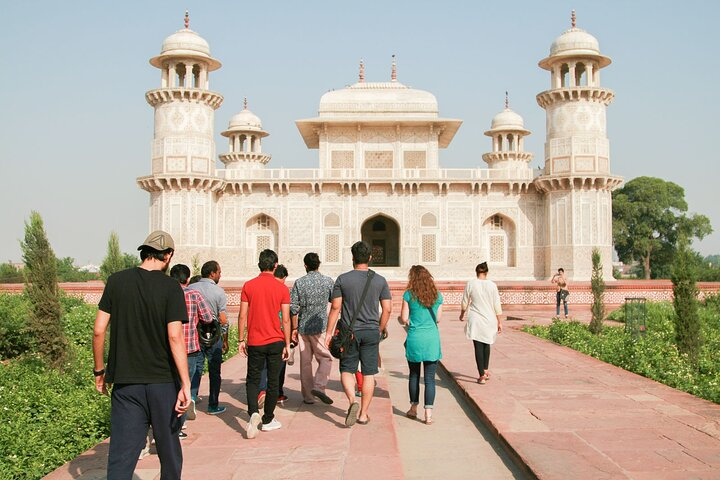 A Walk About Mughal Women - Private Guide Tour in Etmad Ud Daula - Photo 1 of 9