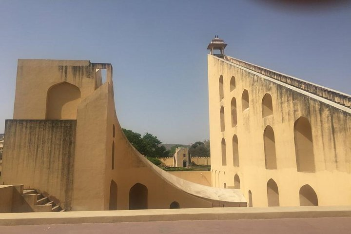 Jantar Mantar ( Astronomical Site 