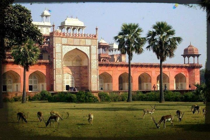 Akbar Tomb