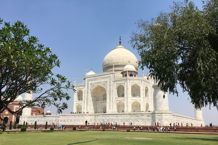 Tajmahal Skip -the- line- Sunrise Tour With Private Guide - Photo 1 of 15