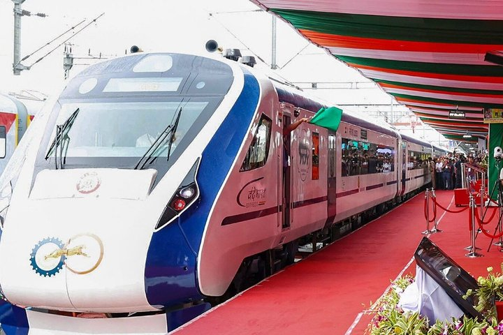From Delhi: Agra Full Day tour by Superfast Train Gatiman - Photo 1 of 10