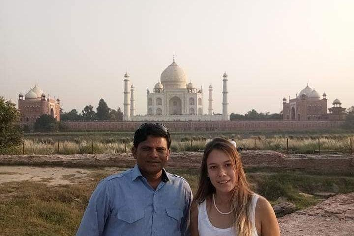 Agra Tour from Gurugram ( Taj Mahal Day Tour By Car ) - Photo 1 of 6