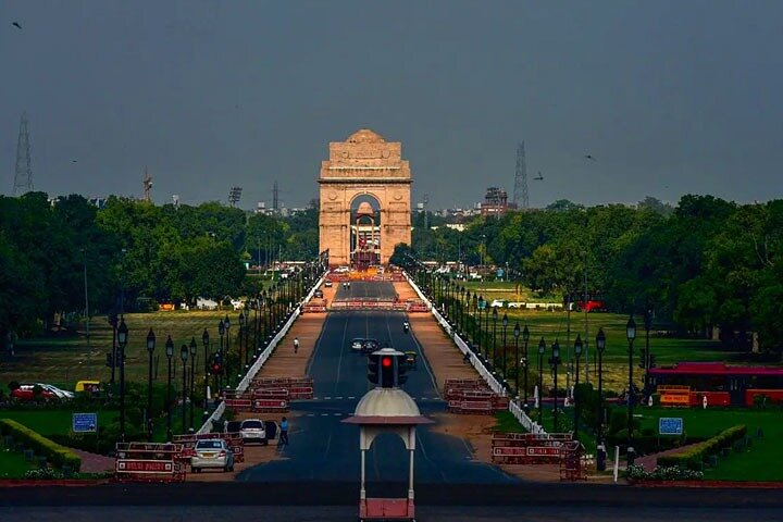 Arrival and Departure transfer to Airport in Delhi  - Photo 1 of 6