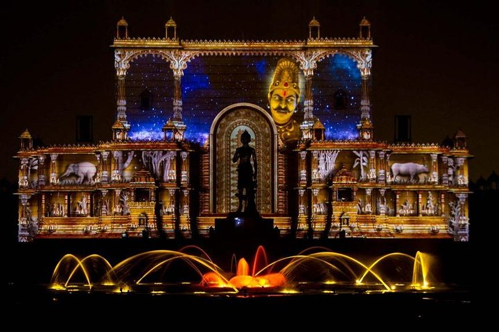 Musical Fountain and Light Show