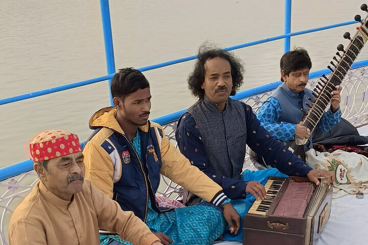 Bajara ride with Semi And Classical music at Morning in varanasi - Photo 1 of 2