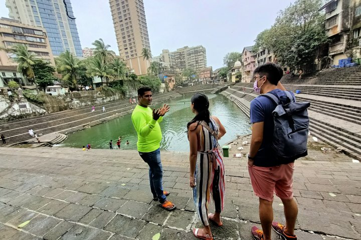 Banganga Walkeshwar Walking Tour - Photo 1 of 23