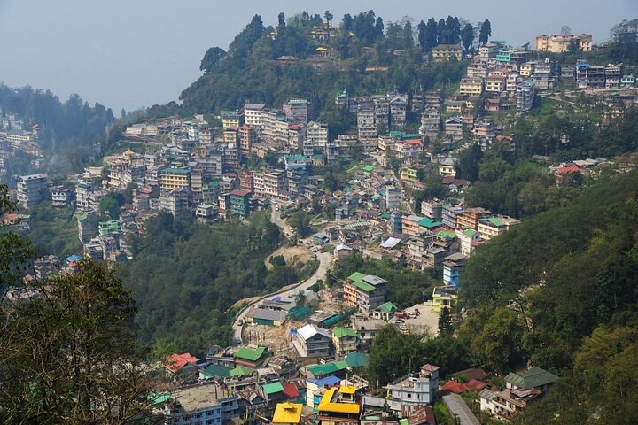Best of Gangtok (Guided Halfday Sightseeing Tour by Car) - Photo 1 of 6