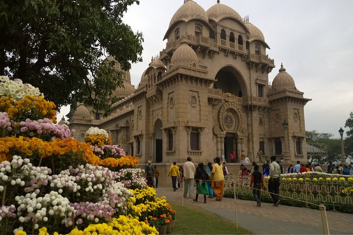 Best of Kolkata (Guided Halfday Sightseeing Tour by Car) - Photo 1 of 6