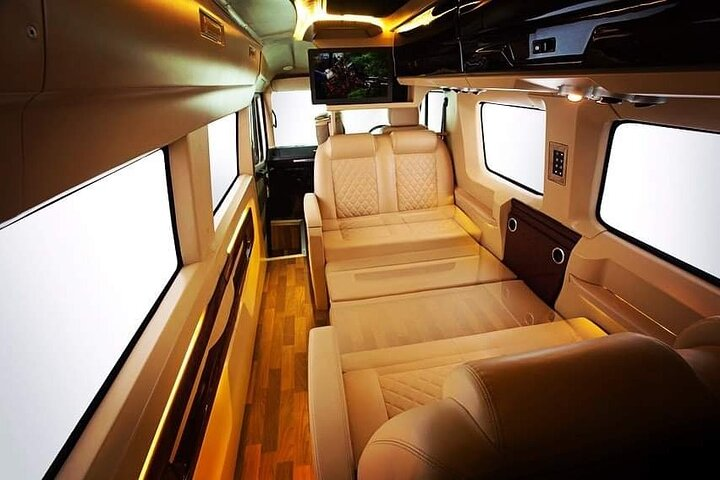 Book A Caravan in Indore - Photo 1 of 8