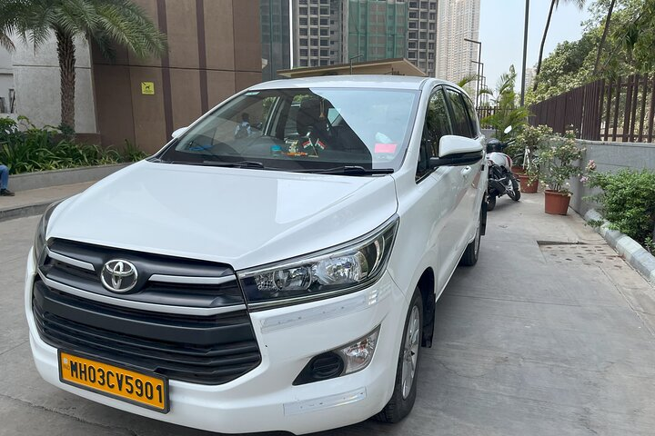 Innova Crysta in Mumbai for Airport Transfer , City Tours , Outstation 