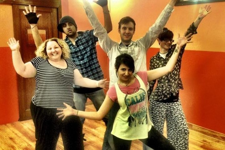 Learn to Dance like a Bollywood Star: Dance Class in Delhi