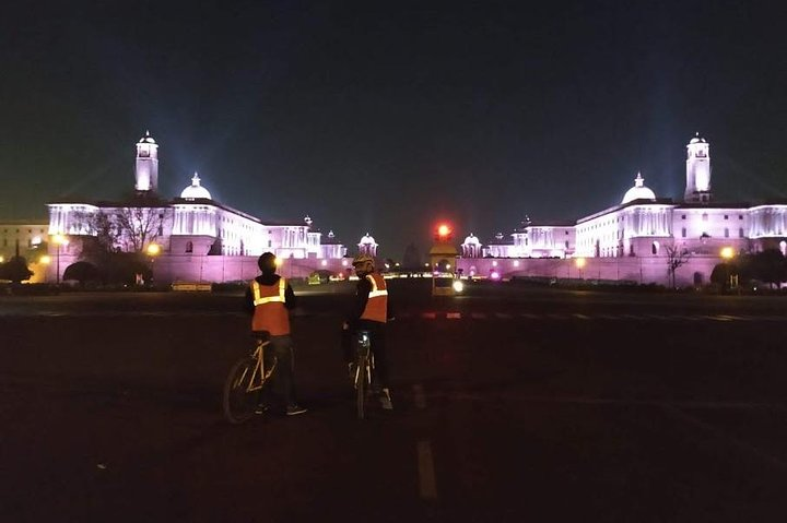 Delhi Starry Night Cycling Tour - Photo 1 of 6