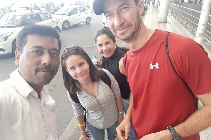 Delhi to Jaipur Taxi Service