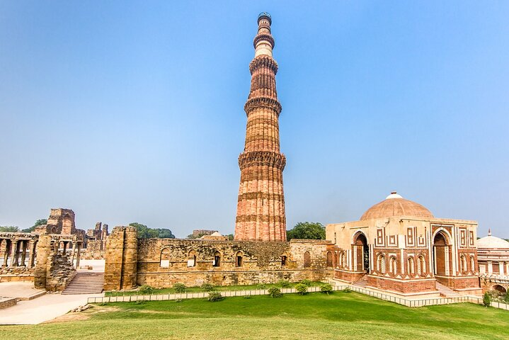 Delhi’s Historical Saga: A Walk Through Time - Photo 1 of 6