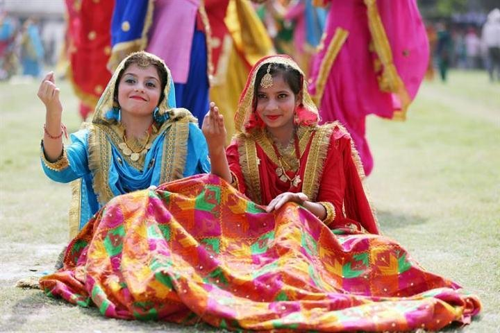 Tradition Punjabi Dress