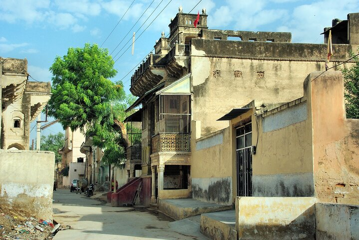 A Street Pict in Mandawa Town.