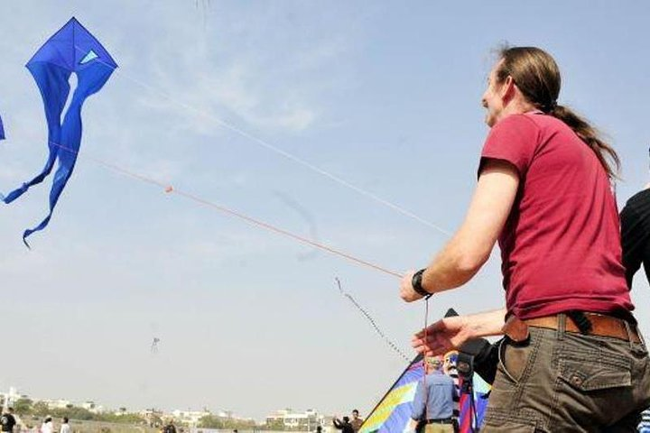 Enjoy Kite Flying And Dinner With A Jaipur Family - Photo 1 of 6
