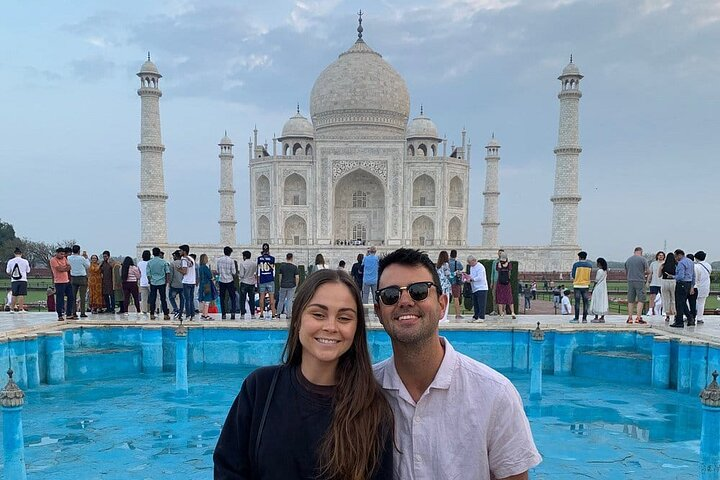 From Delhi: 2-Day Taj Mahal Sunrise Tour with Fatehpur Sikri - Photo 1 of 14