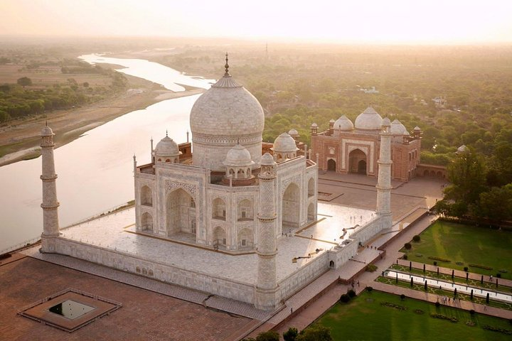 Full Day Tour of Agra Via Express Train from New Delhi - Photo 1 of 8