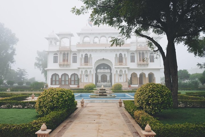 Golden Triangle with Wildlife and Royal Castle Stay - Photo 1 of 7