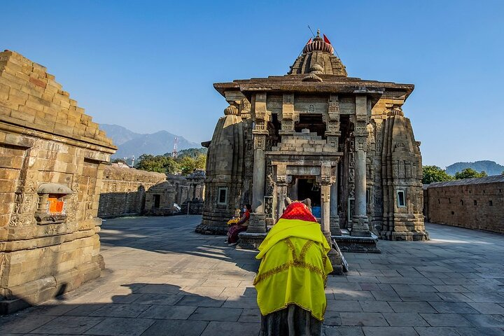 Guided Day Tour to Bir – Monasteries,Temple & Tea Garden Visit - Photo 1 of 23