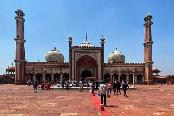 The Biggest Mosque of India - Jama Masjid Mosque 