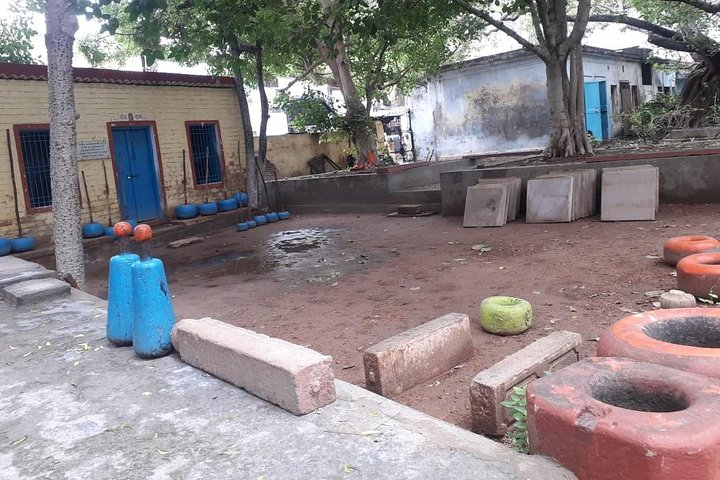 Hidden Alleys I - A walking tour in Varanasi, a journey to hidden areas of city. - Photo 1 of 8