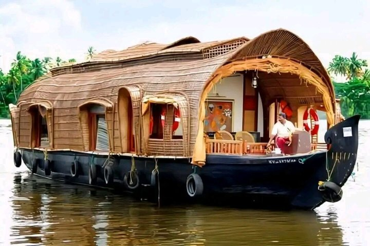 Private Alappuzha Backwater Tour–Cruise & Explore Kerala Villages - Photo 1 of 25
