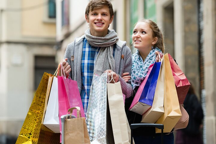 Hyderabad Shopping and Food Tasting Experience (Guided Halfday City Tour by Car) - Photo 1 of 6