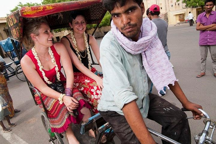 rickshaw ride in old delhi