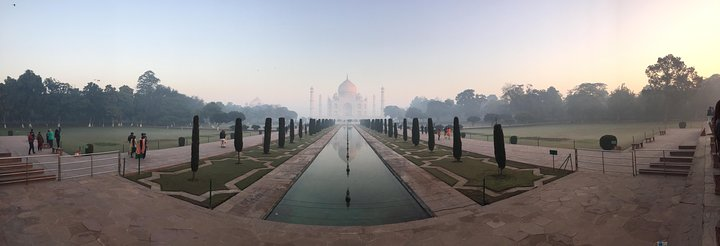 Taj Mahal with Local Agra Tour  - Photo 1 of 9