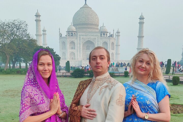 Luxury Taj Mahal and Agra Day Tour from Delhi. Maharaja Private Tour. - Photo 1 of 18
