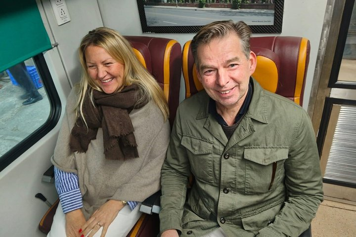 Luxury Taj Mahal tour from Delhi by the Fastest train of India - Photo 1 of 11
