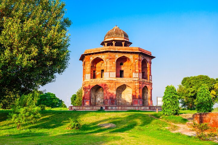Monuments of Delhi (Guided Half Day Sightseeing City Tour) - Photo 1 of 18