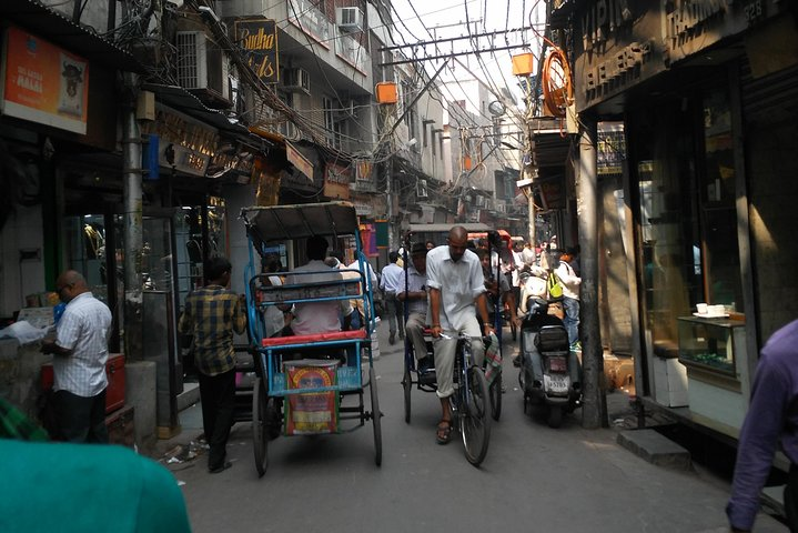 Paddle rickshaw are a good way to explore old city areas