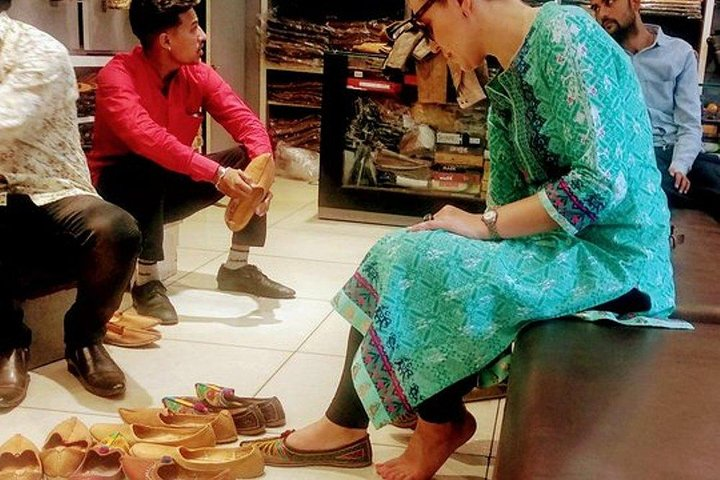 Pink City Local Shopping Tour - Photo 1 of 8