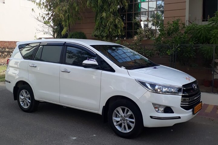 Private Car from Jaipur to Jodhpur - Photo 1 of 6