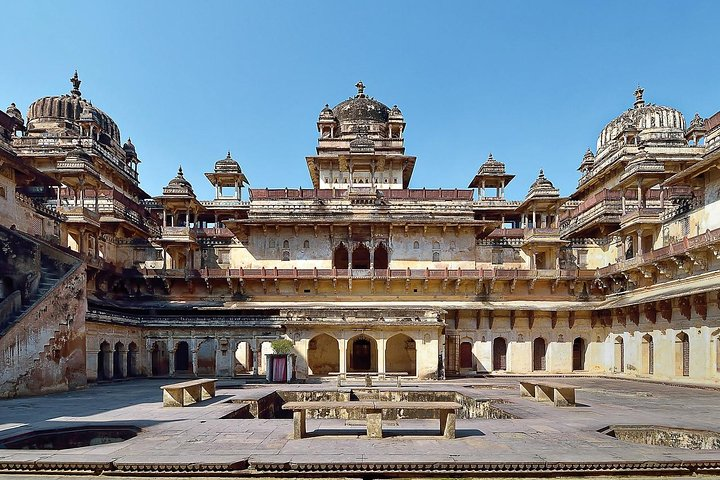 Orchha Fort