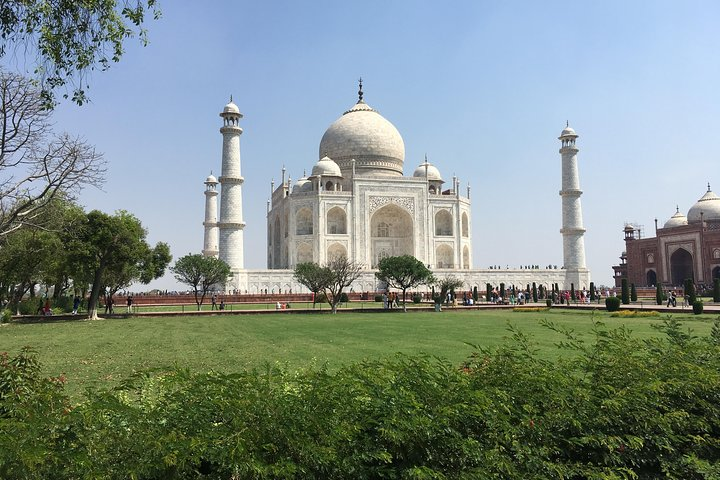 Private Day Tour of Tajmahal from Delhi With Fatehpur Sikri - Photo 1 of 11