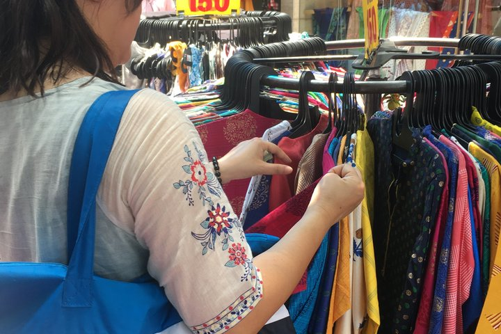 Private Customized Delhi Shopping Tour with Local Guide - Photo 1 of 18