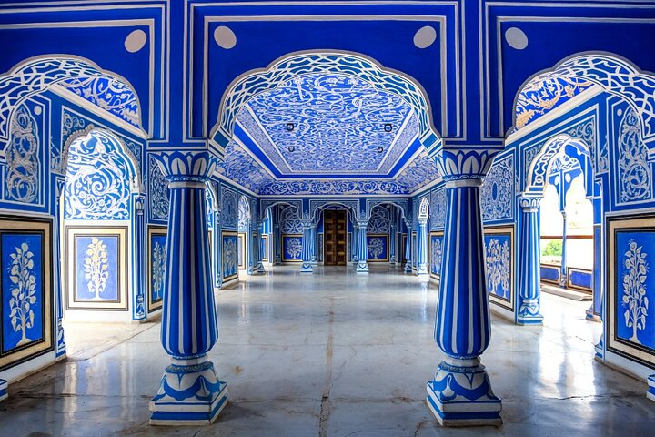 Private Overnight Jaipur Tour from Delhi in New Delhi Pelago