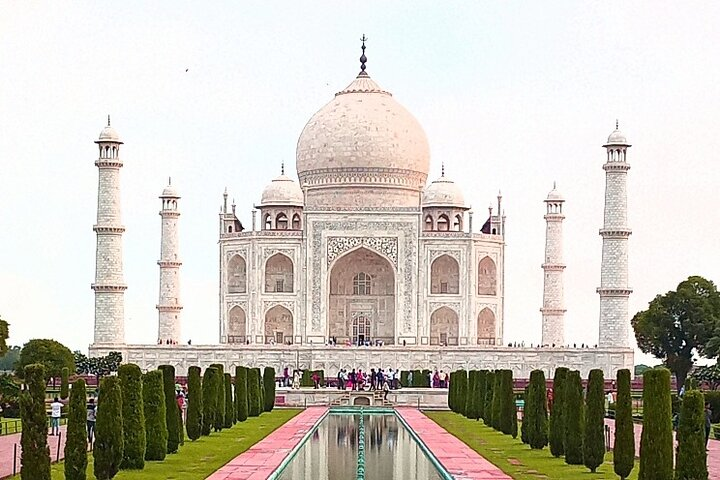 Private Luxury Taj Mahal Sunrise, Baby Taj,Fort Tour From Delhi  - Photo 1 of 2