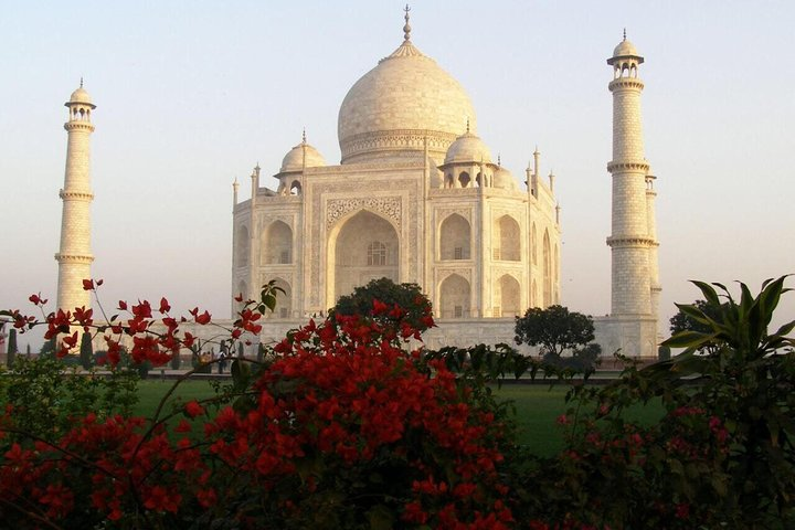 Private Taj Mahal & Agra Tour from Delhi by Car