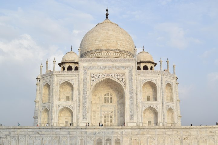 Private Day Tour to Taj Mahal and Agra fort from Delhi - Photo 1 of 6