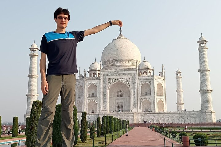 Private Taj Mahal Tour from Delhi by Car - Photo 1 of 25